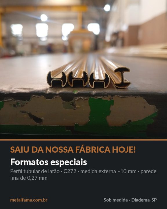 Saiu da nossa fábrica hoje! Perfil tubular de latão, C272, medida externa ~10 mm, parede fina de 0,27 mm, trefilado aqui