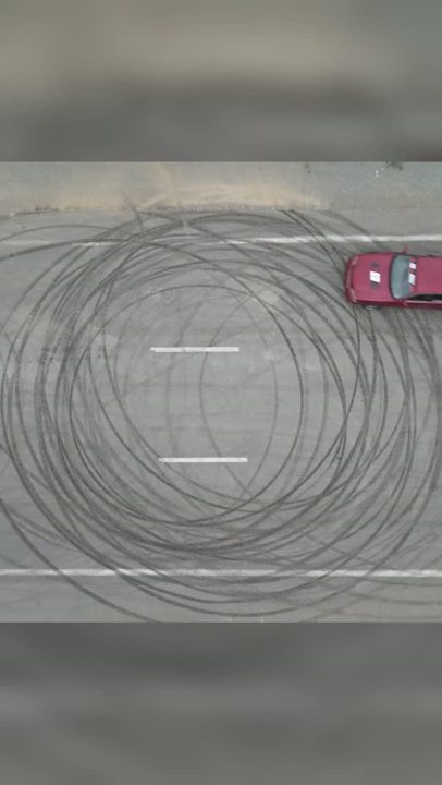 Você sabia que a guia da válvula do motor é um tubo de latão? É dentro dela que a haste da válvula corre milhares de vez